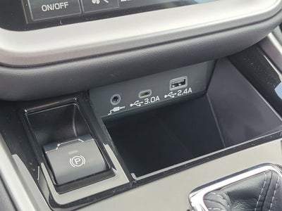 2025 Subaru LEGACY Premium