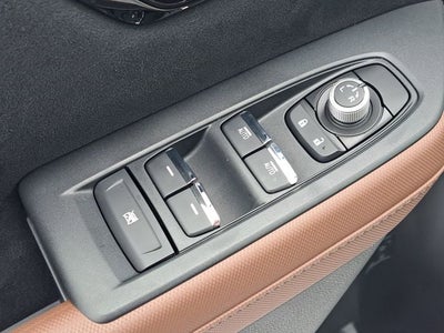 2025 Subaru FORESTER Touring Hybrid