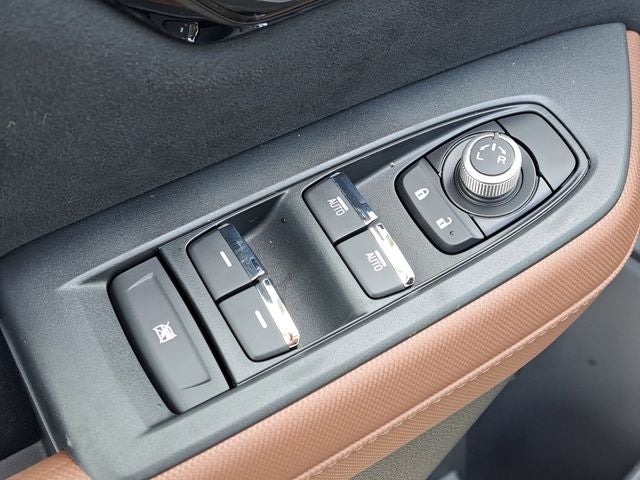 2025 Subaru FORESTER Touring Hybrid