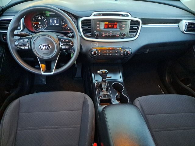 2017 Kia Sorento L