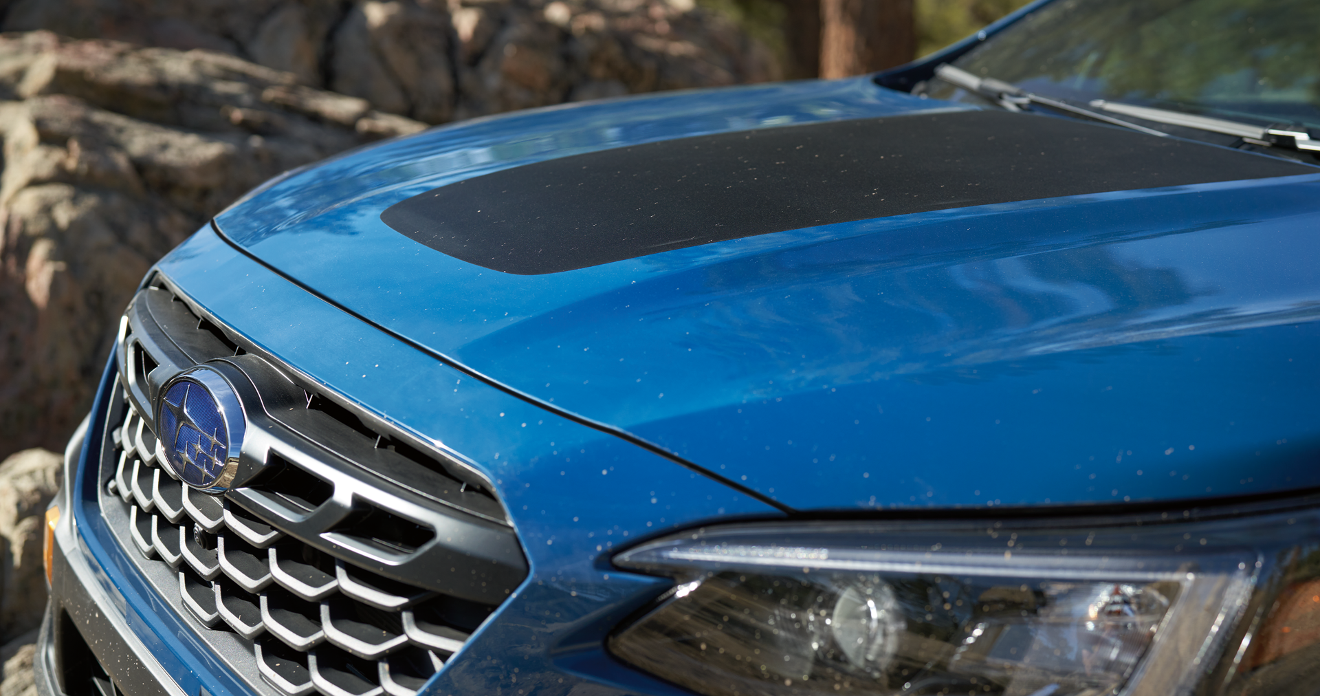 A close-up of the anti-glare hood design of the 2023 Outback Wilderness. | Thelen Subaru in Bay City MI